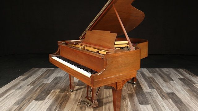 <span>1912</span> Steinway M