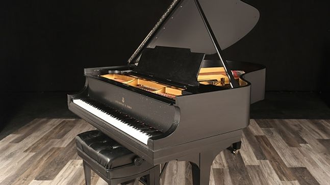 <span>1920</span> Steinway M