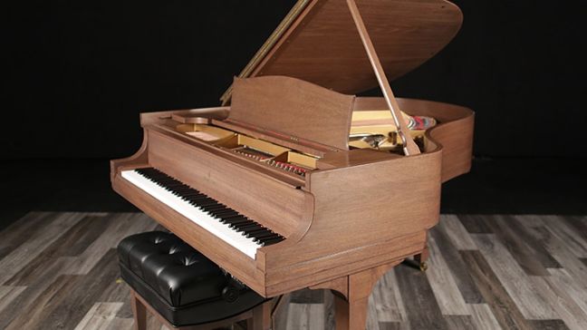 <span>1925</span> Steinway M