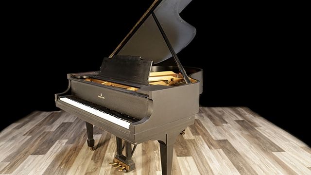 <span>1928</span> Steinway M