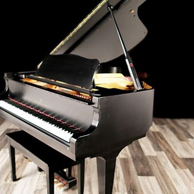 Young Chang pianos for sale: 1993 Young Chang Grand G-157 - $9,900